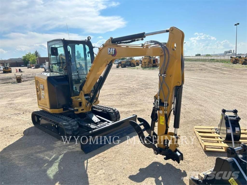 CAT 304 Pásová rýpadla