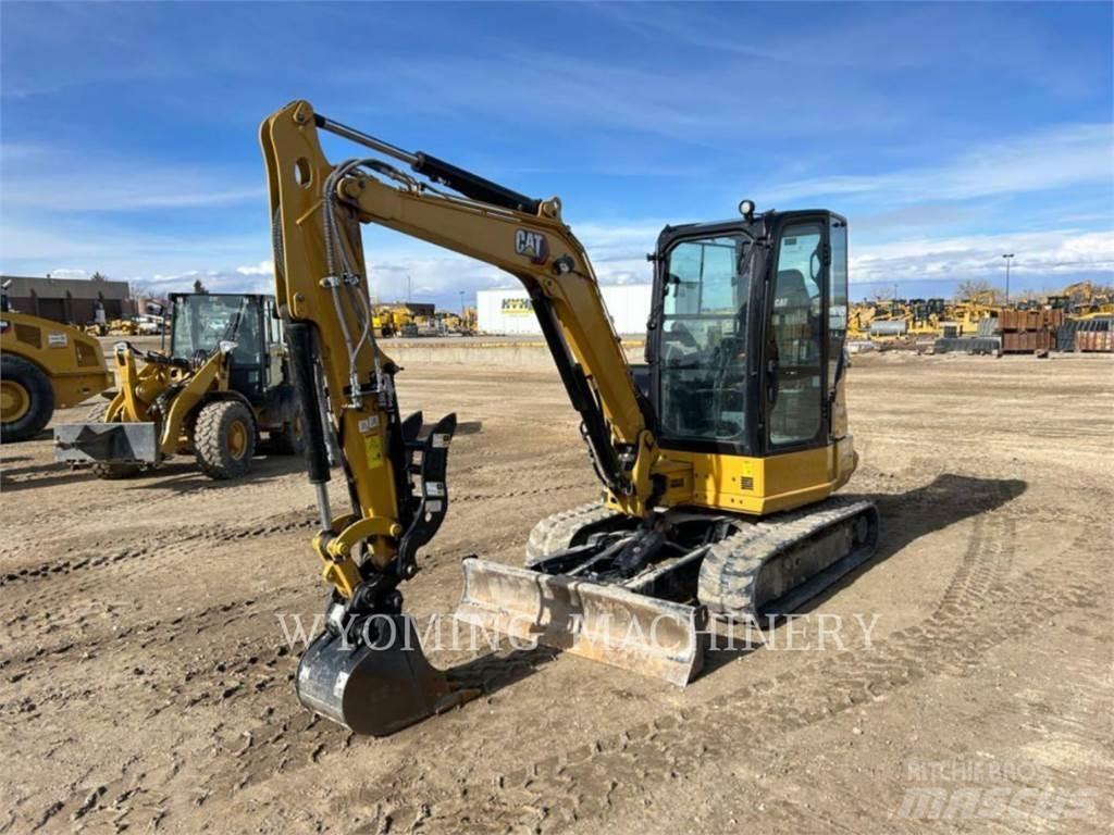 CAT 304 Pásová rýpadla