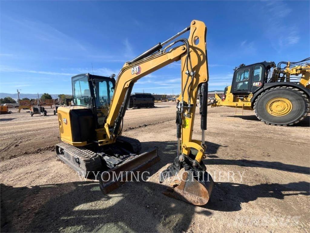 CAT 304 Pásová rýpadla
