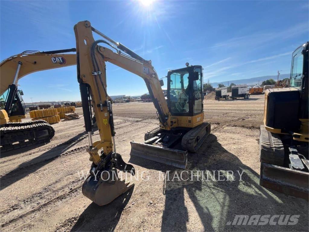 CAT 304 Pásová rýpadla