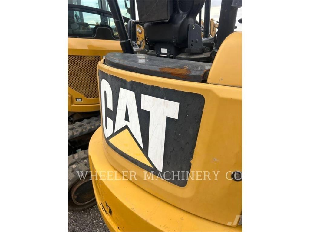 CAT 304E DCA1 Pásová rýpadla