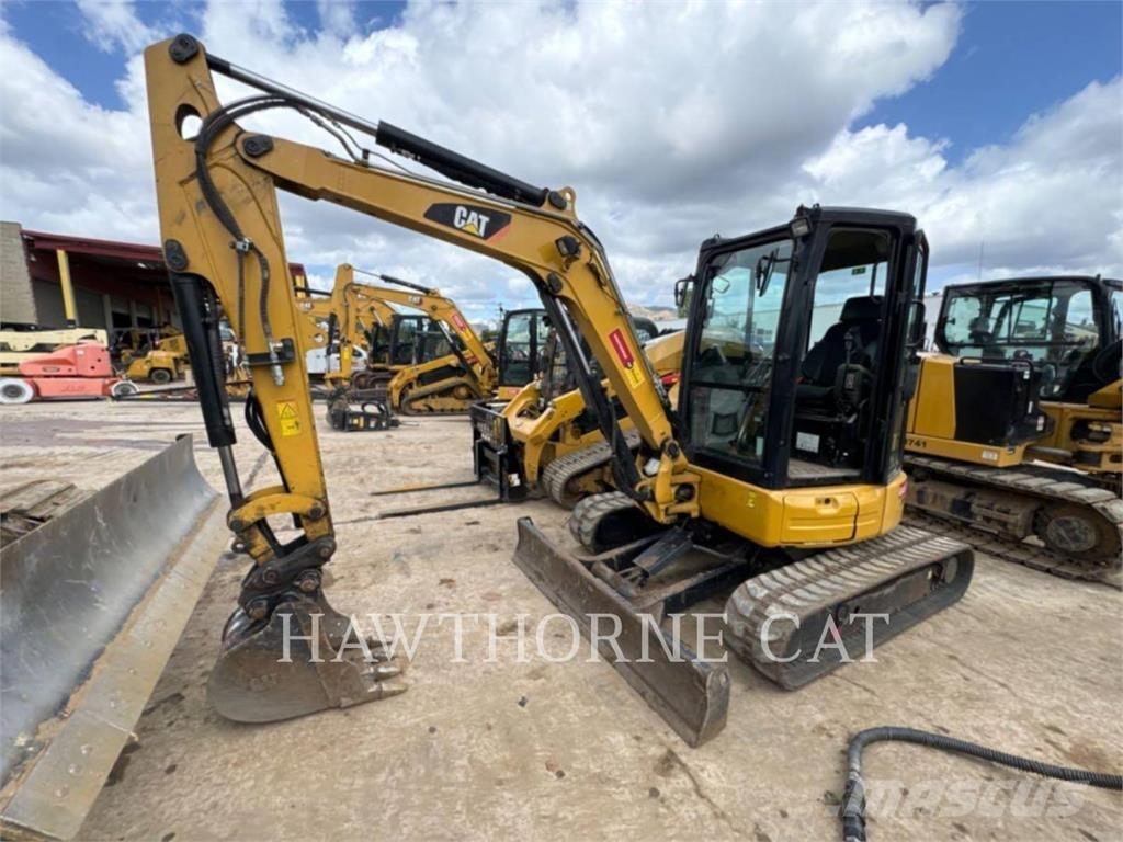 CAT 304E2 CAB Pásová rýpadla