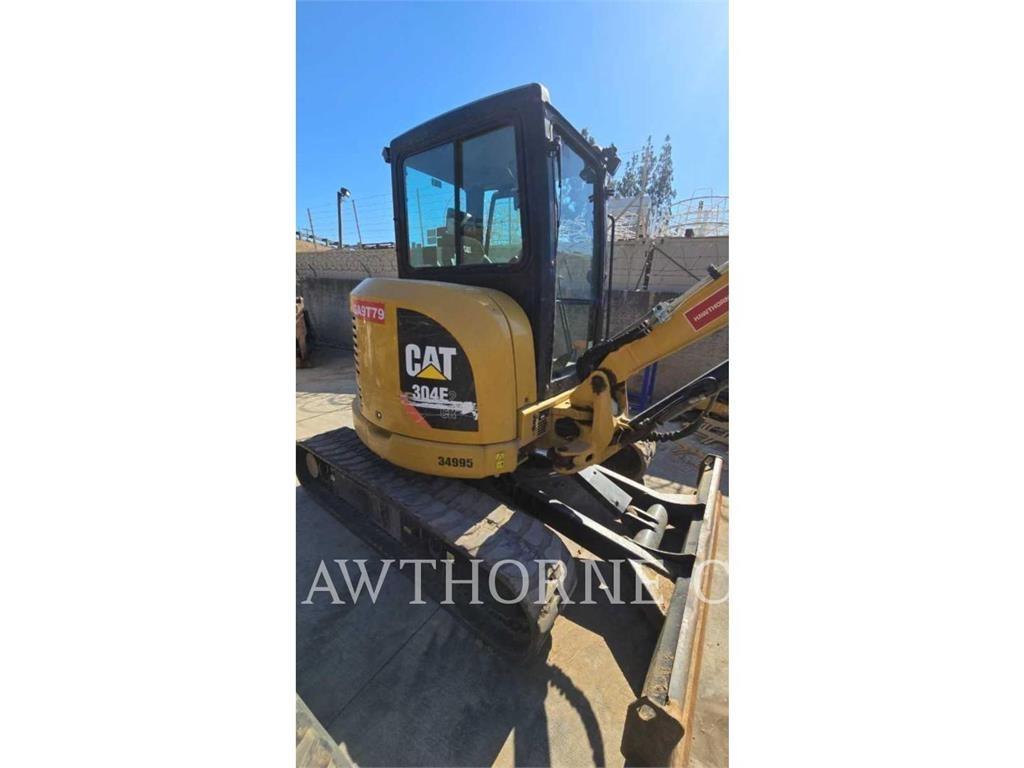 CAT 304E2 CAB Pásová rýpadla