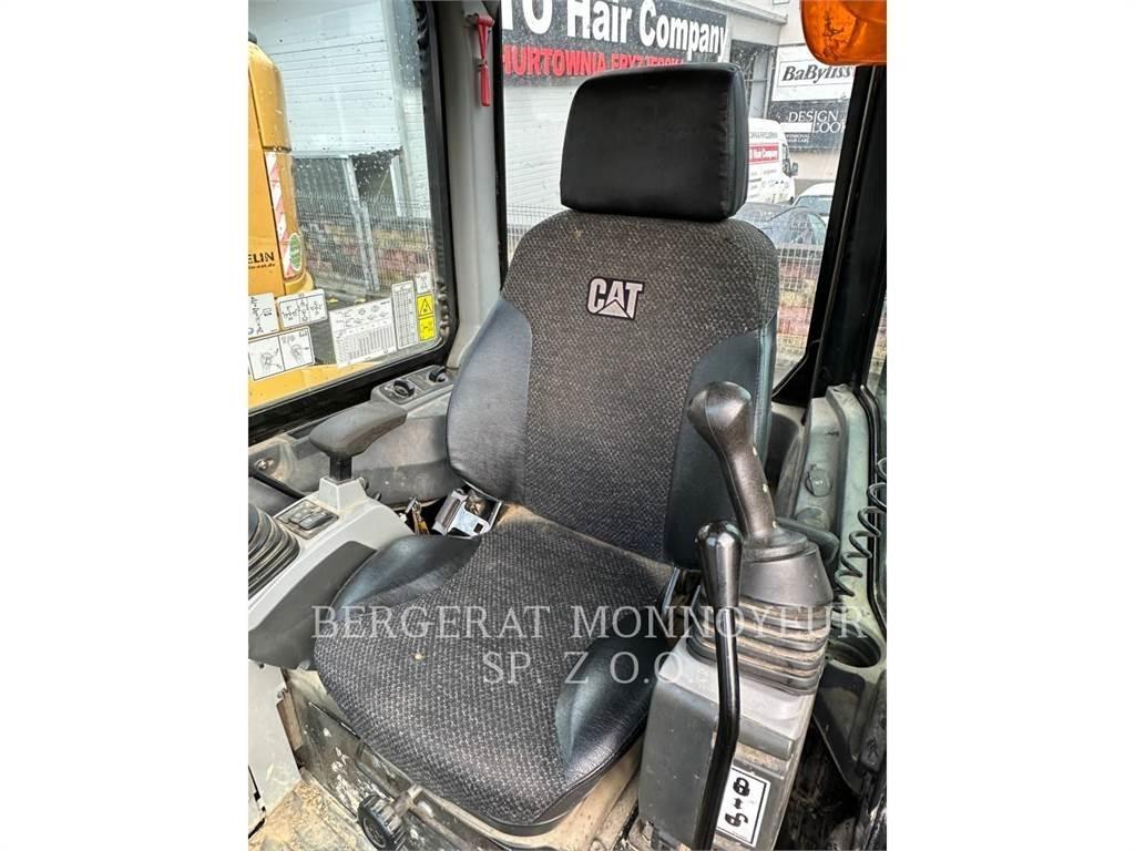 CAT 304E2CR Pásová rýpadla