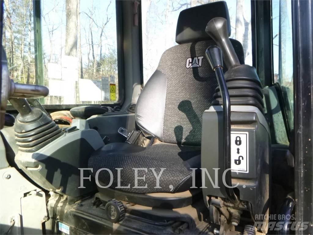 CAT 304E2CR Pásová rýpadla