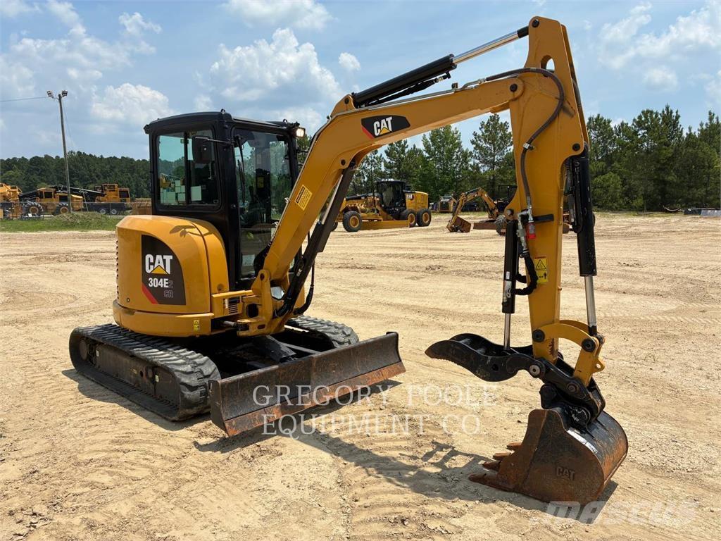 CAT 304E2CR Pásová rýpadla