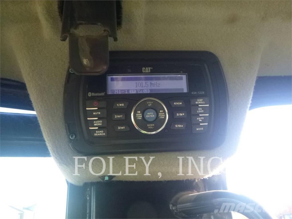 CAT 304E2CR Pásová rýpadla