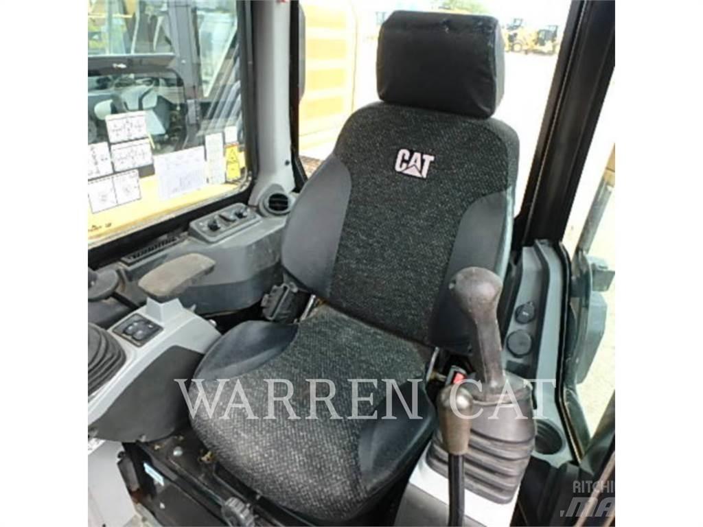CAT 305.5E2 Pásová rýpadla