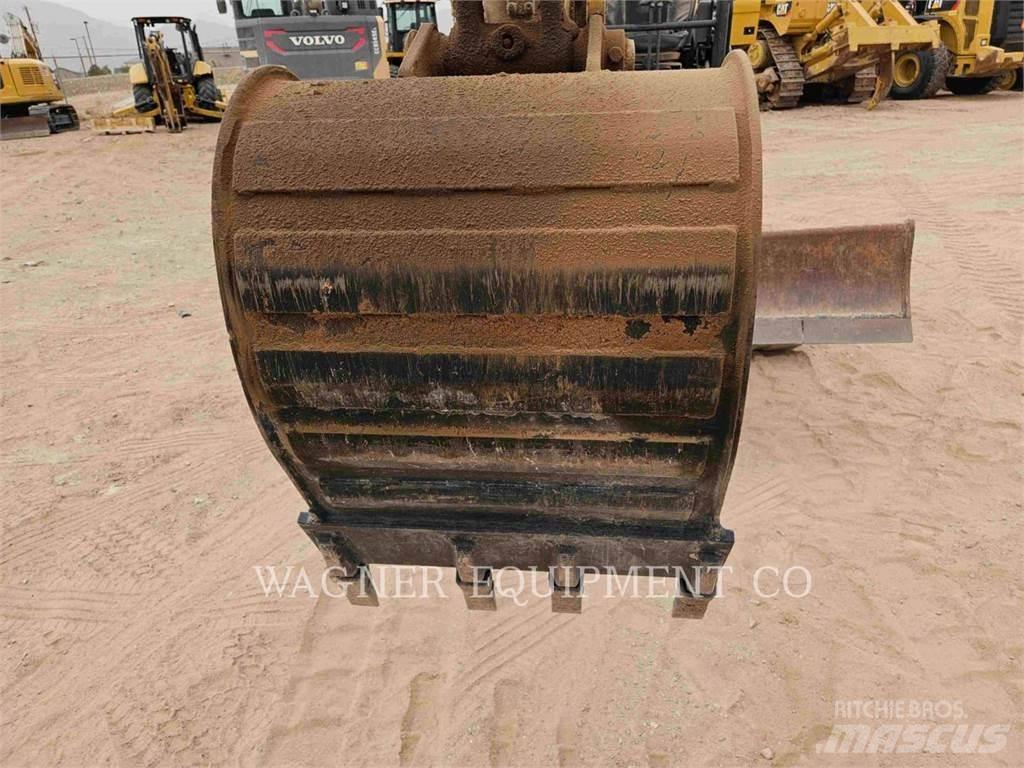 CAT 305.5E2 CR Pásová rýpadla