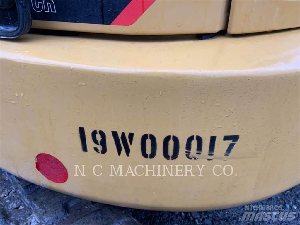 CAT 305.5E2CRB Pásová rýpadla
