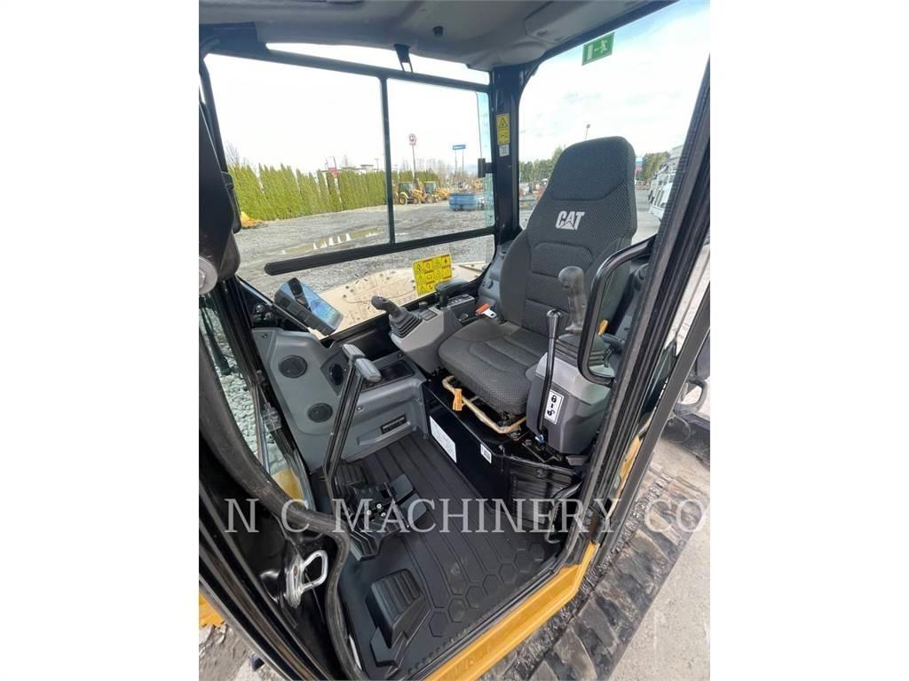 CAT 305 CRCB Pásová rýpadla