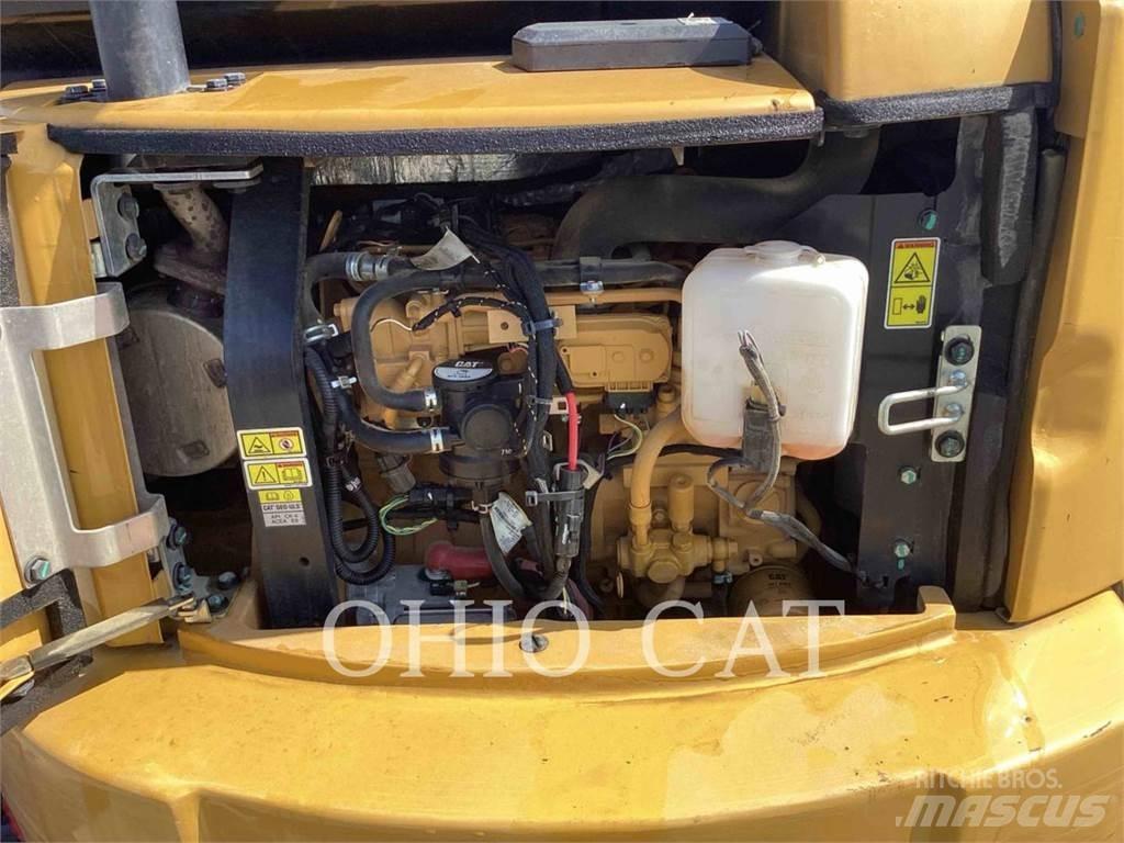 CAT 305E2 Pásová rýpadla