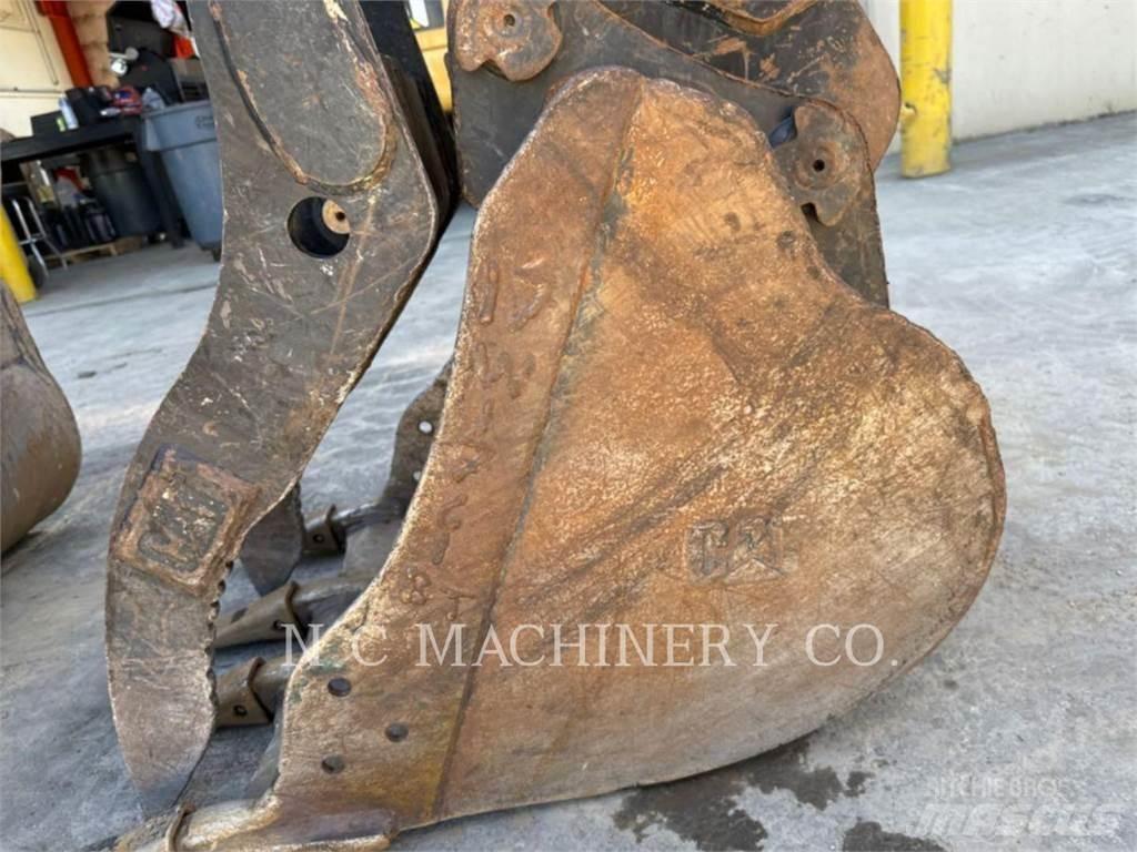 CAT 305E2 CRCN Pásová rýpadla