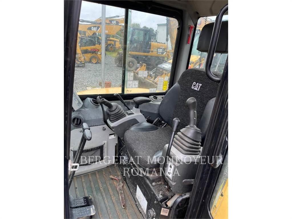 CAT 305E2CR Pásová rýpadla