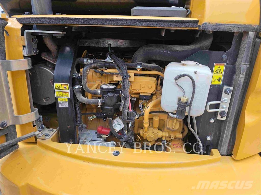 CAT 305E2CR Pásová rýpadla