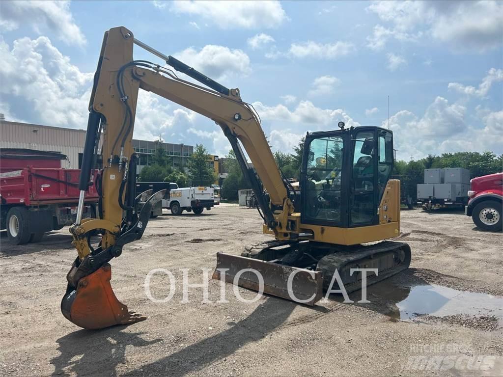CAT 30607CR Mini rýpadla < 7t