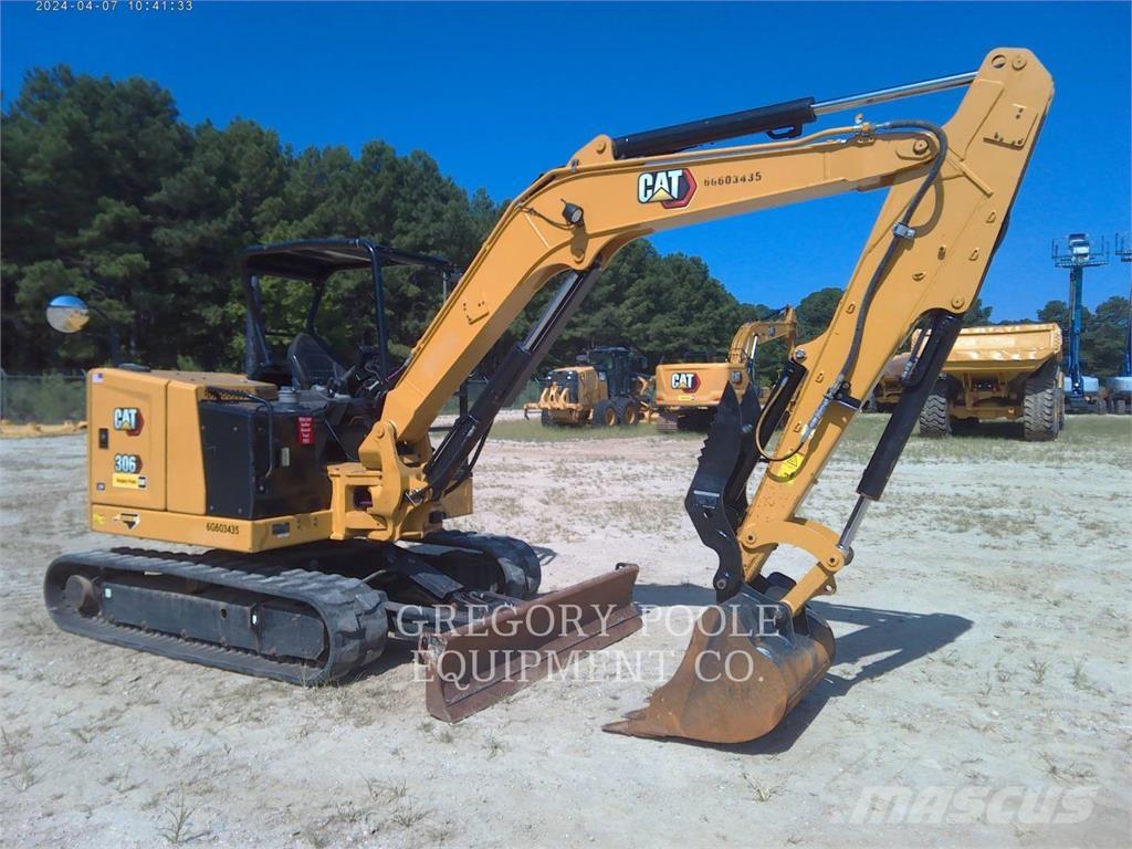 CAT 30607CR Pásová rýpadla