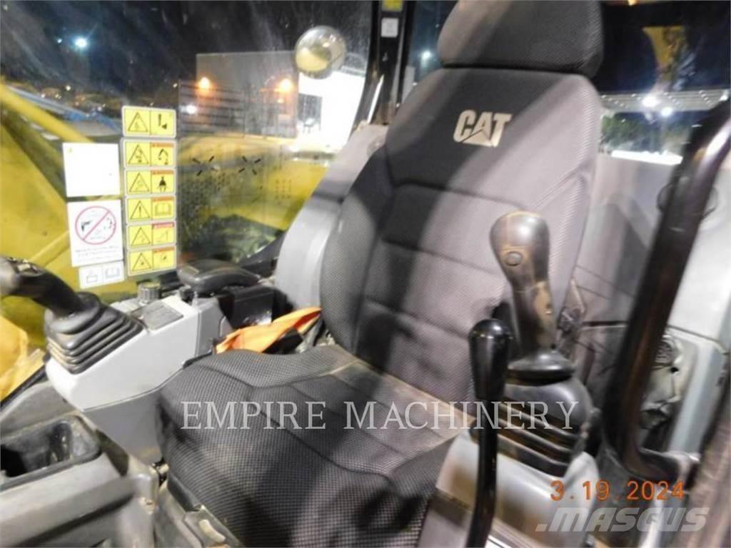 CAT 307.5-07 Pásová rýpadla