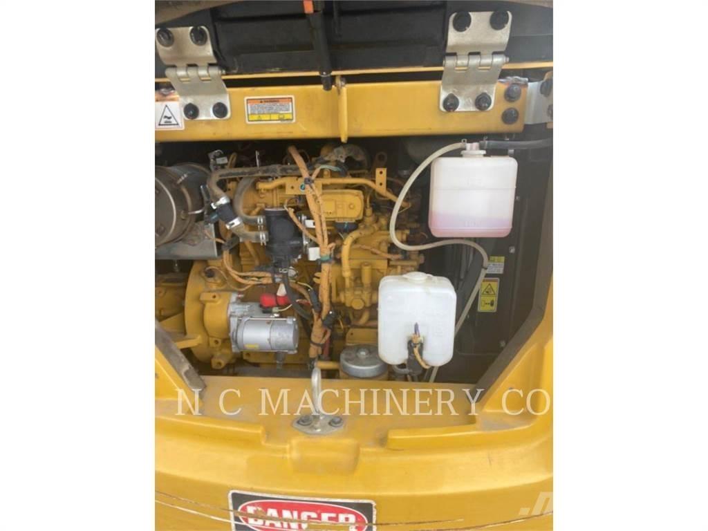 CAT 307E2 Pásová rýpadla