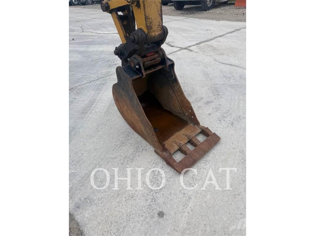 CAT 308 Mini rýpadla < 7t