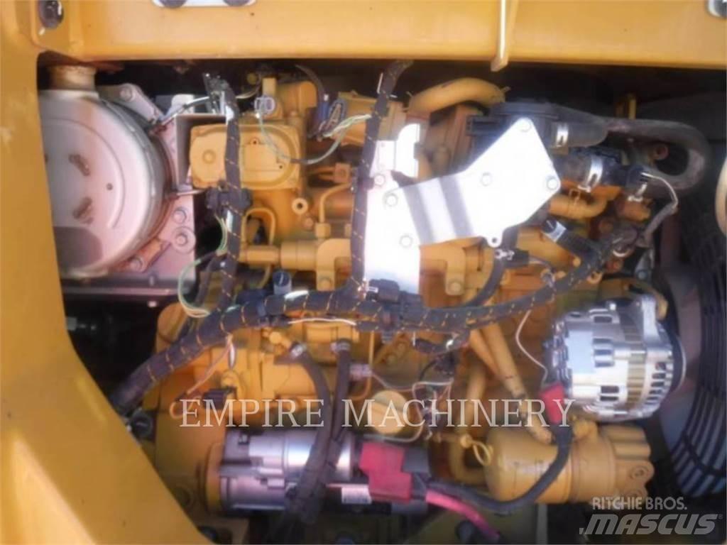 CAT 308E2 SB Pásová rýpadla