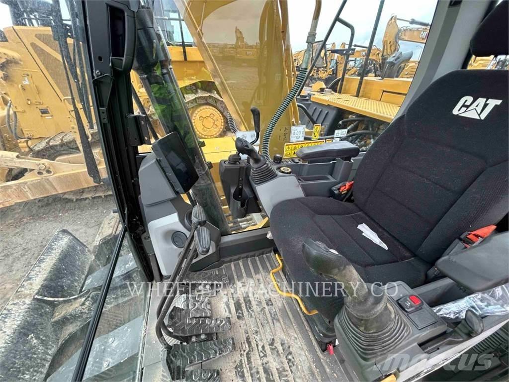 CAT 313 GC CF Pásová rýpadla