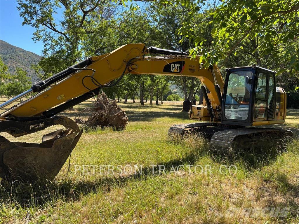 CAT 313F Pásová rýpadla