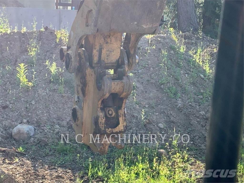 CAT 313F L Pásová rýpadla