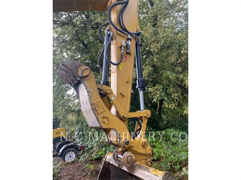 CAT 313F L Pásová rýpadla