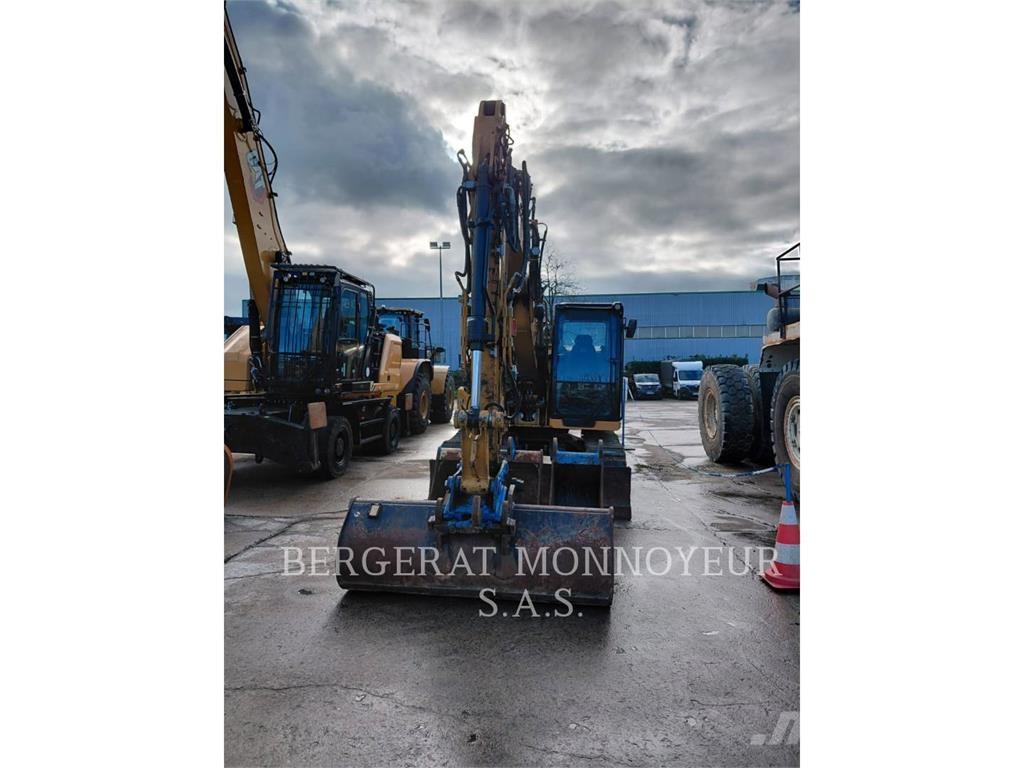 CAT 315 Pásová rýpadla