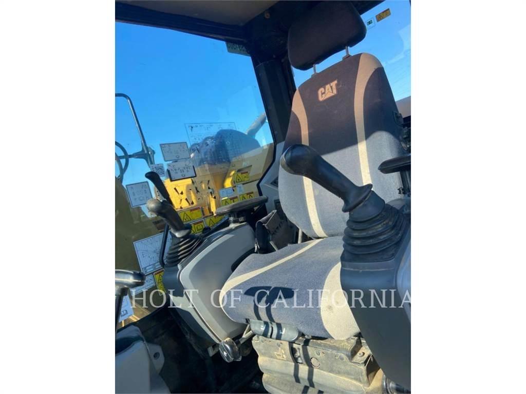 CAT 315 Pásová rýpadla