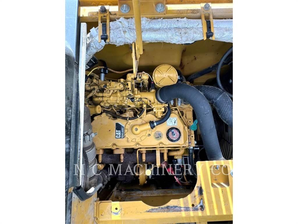 CAT 315F Pásová rýpadla