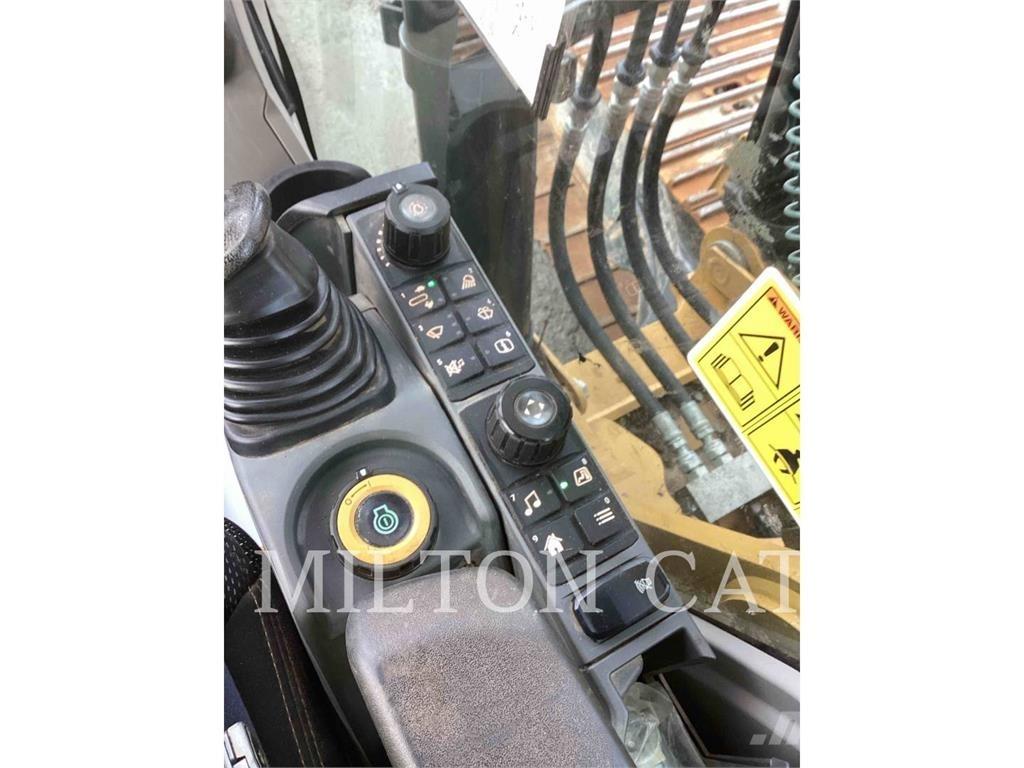 CAT 317 Pásová rýpadla