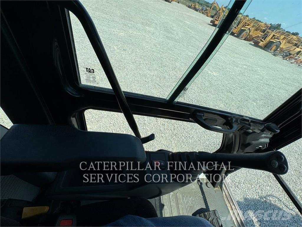 CAT 31707GC Pásová rýpadla