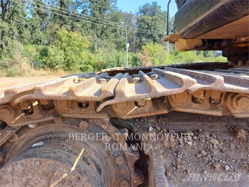 CAT 318C Pásová rýpadla