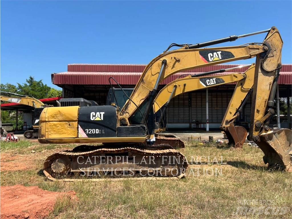 CAT 318D2L Pásová rýpadla