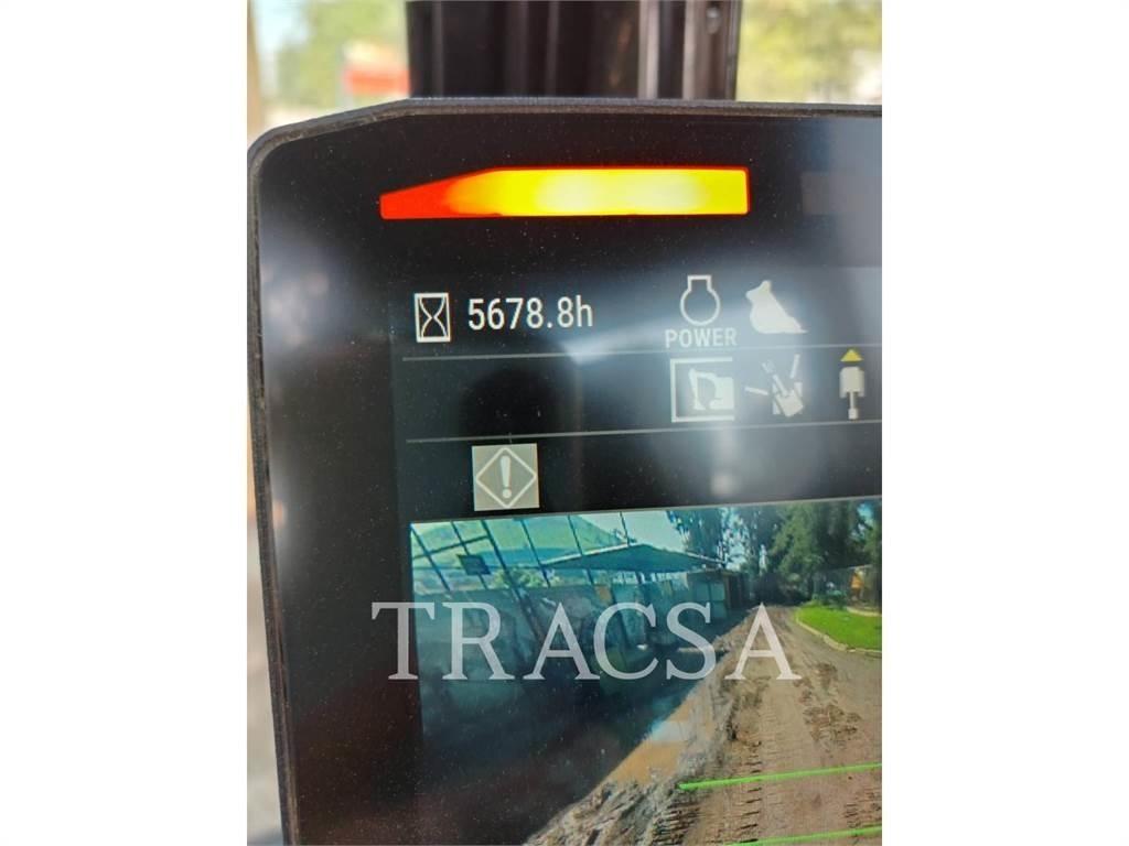 CAT 320 Pásová rýpadla