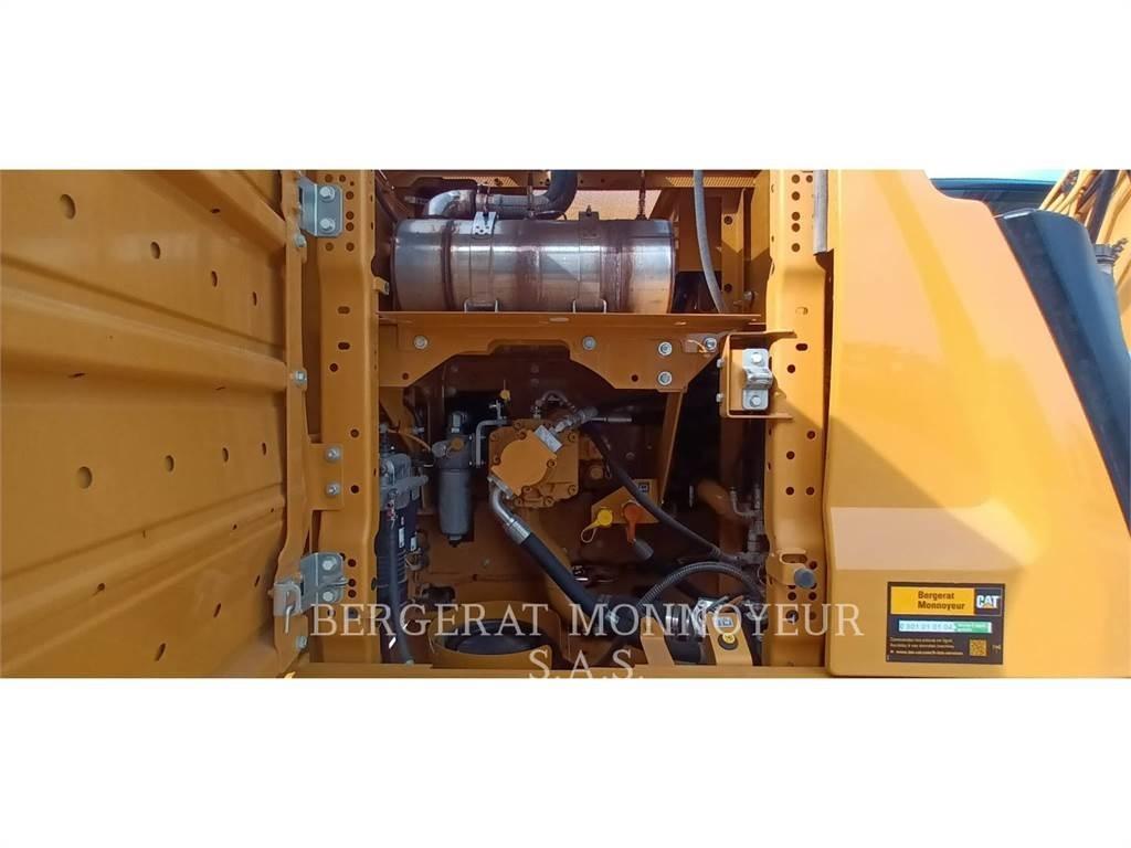 CAT 320 Pásová rýpadla