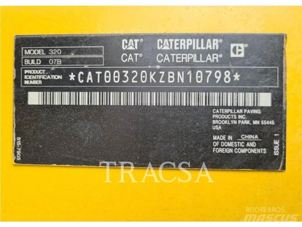 CAT 320 Pásová rýpadla