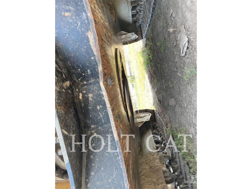 CAT 320 Pásová rýpadla