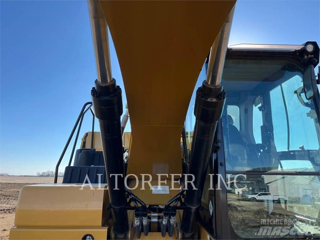 CAT 320-07 Pásová rýpadla