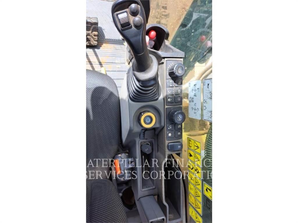 CAT 320-07 Pásová rýpadla