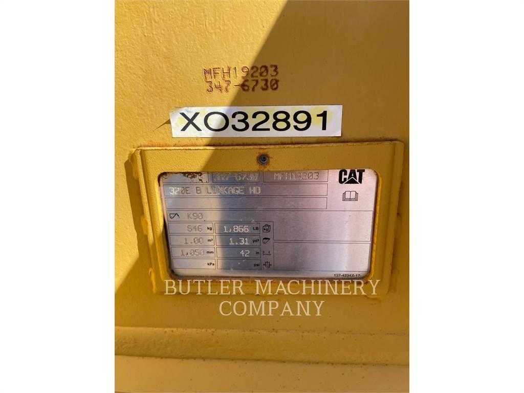 CAT 320 BUCKET Lopaty