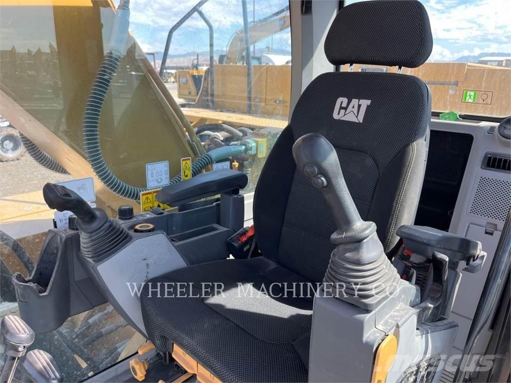 CAT 320 CF Pásová rýpadla