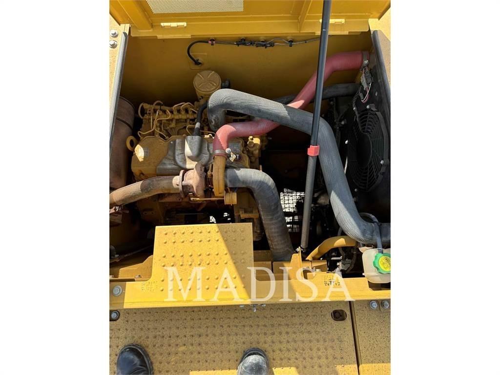 CAT 320 GC Pásová rýpadla