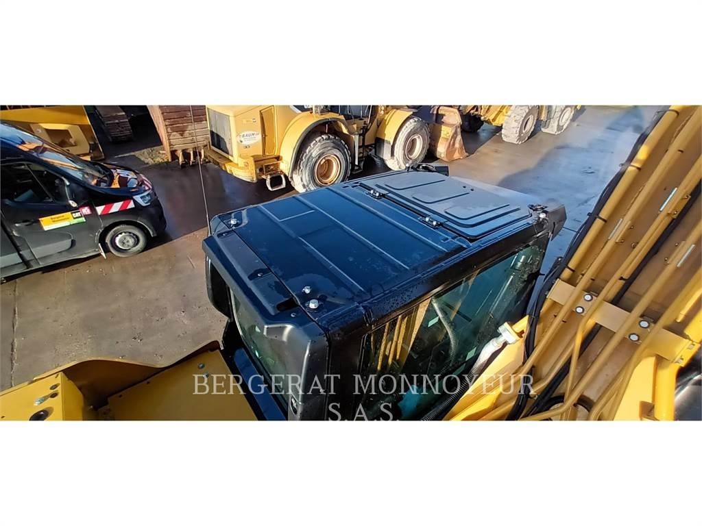 CAT 320 GC Pásová rýpadla