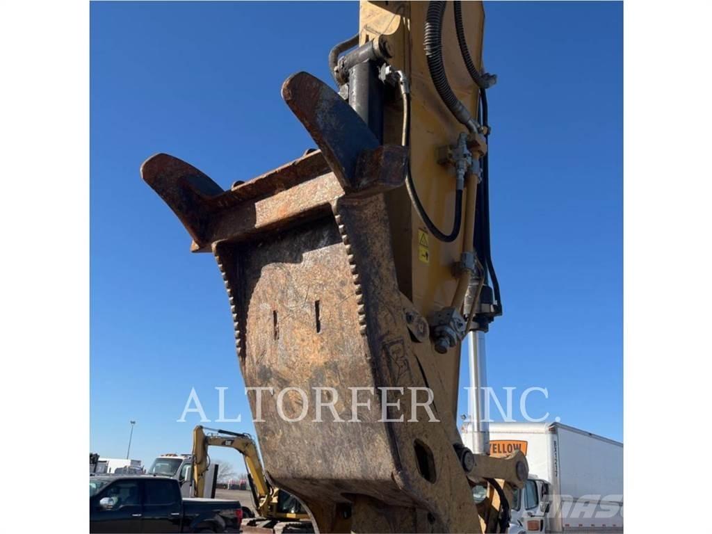 CAT 320 GC TH Pásová rýpadla