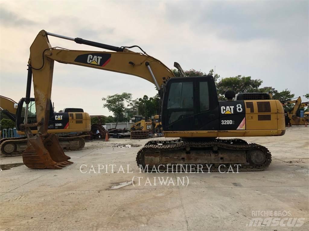 CAT 320D2 Pásová rýpadla