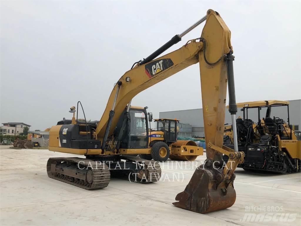 CAT 320D2 Pásová rýpadla
