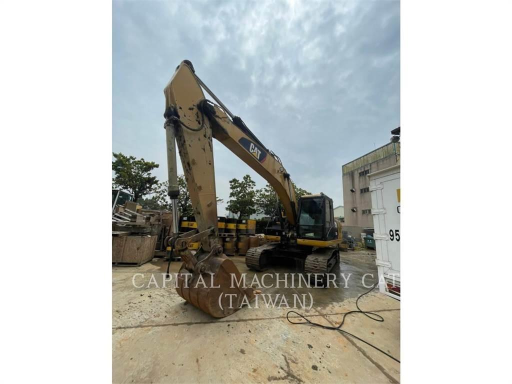 CAT 320D2 Pásová rýpadla